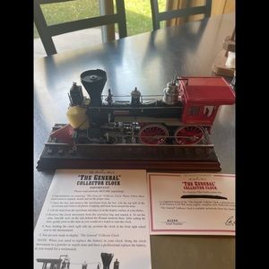 “The General” (train) Collector Clock - Danbury Mint